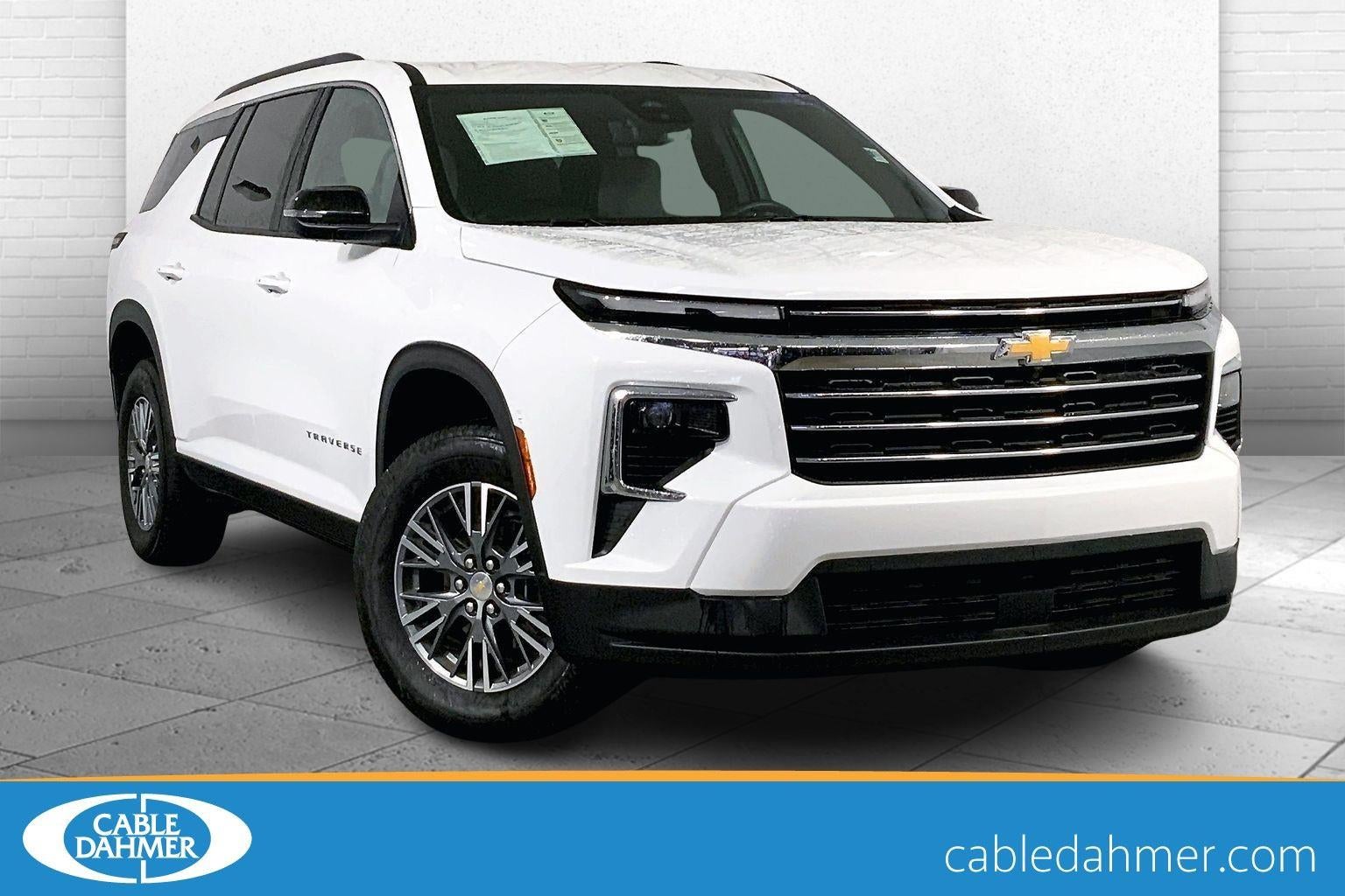 2025 Chevrolet Traverse FWD LT