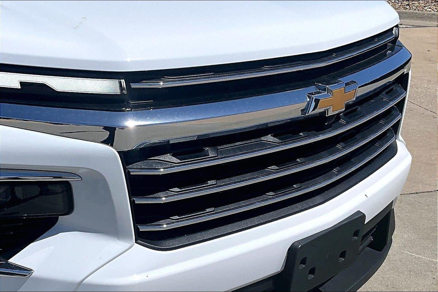 2024 Chevrolet Traverse AWD LT