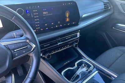 2024 Chevrolet Traverse AWD LT