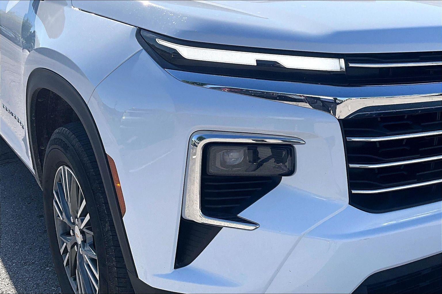 2024 Chevrolet Traverse AWD LT
