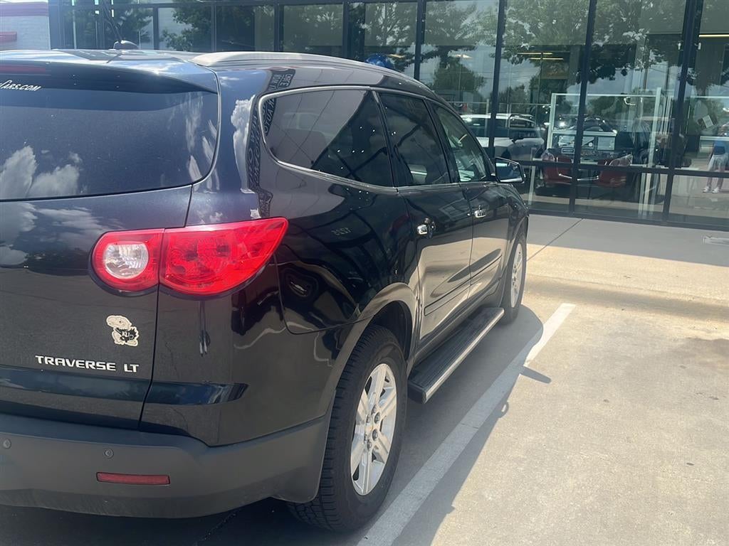 2011 Chevrolet Traverse LT w/2LT