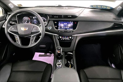 2025 Cadillac XT5 AWD Premium Luxury