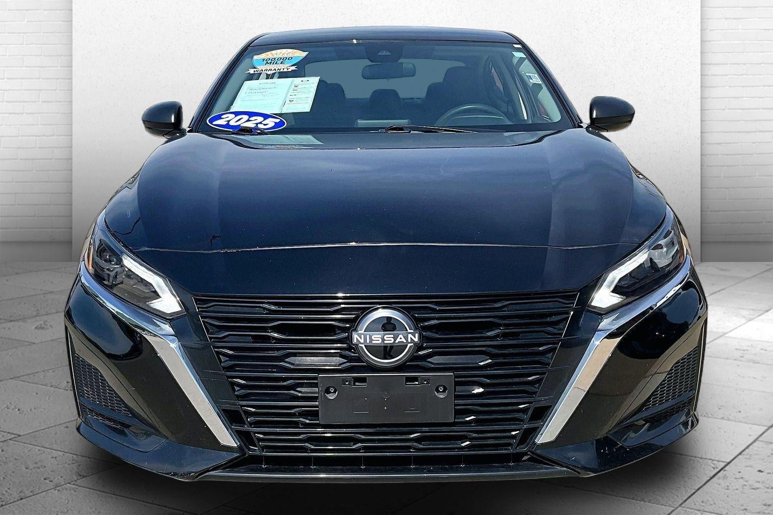 Used 2025 Nissan Altima SV with VIN 1N4BL4DV5SN321833 for sale in Kansas City