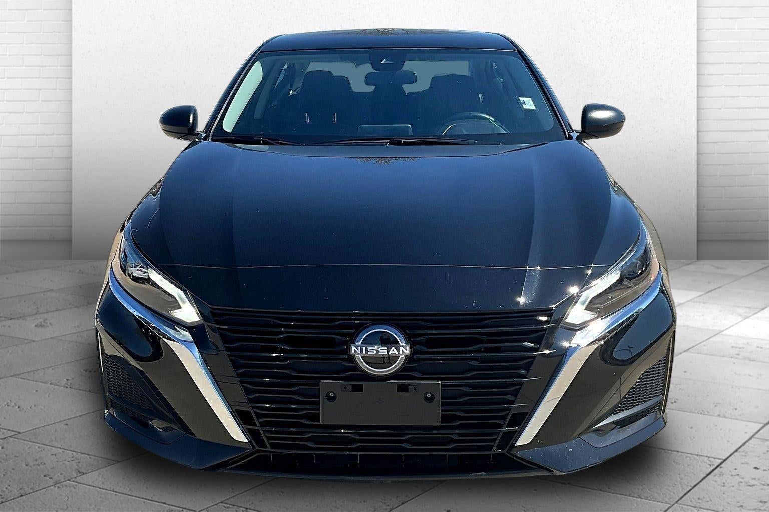 Used 2025 Nissan Altima SV with VIN 1N4BL4DV8SN344054 for sale in Kansas City