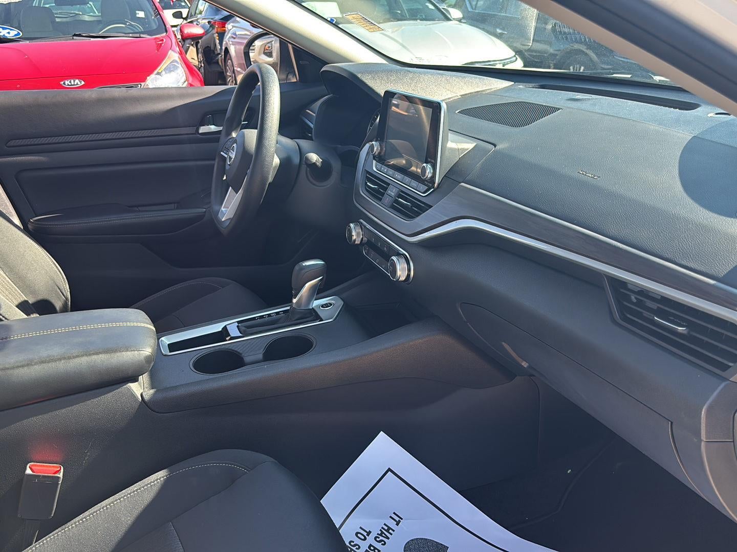 2025 Nissan Altima SV