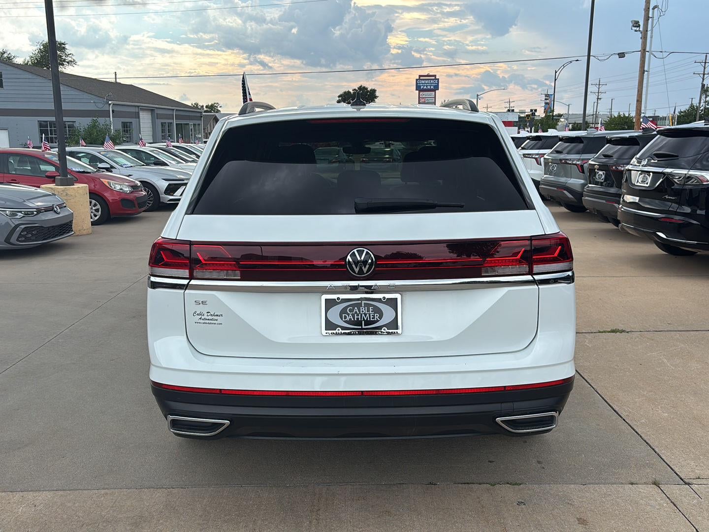 2024 Volkswagen Atlas 2.0T SE