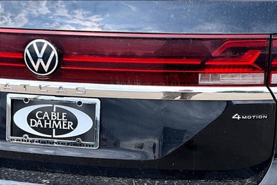 2025 Volkswagen Atlas 2.0T SE w/Technology