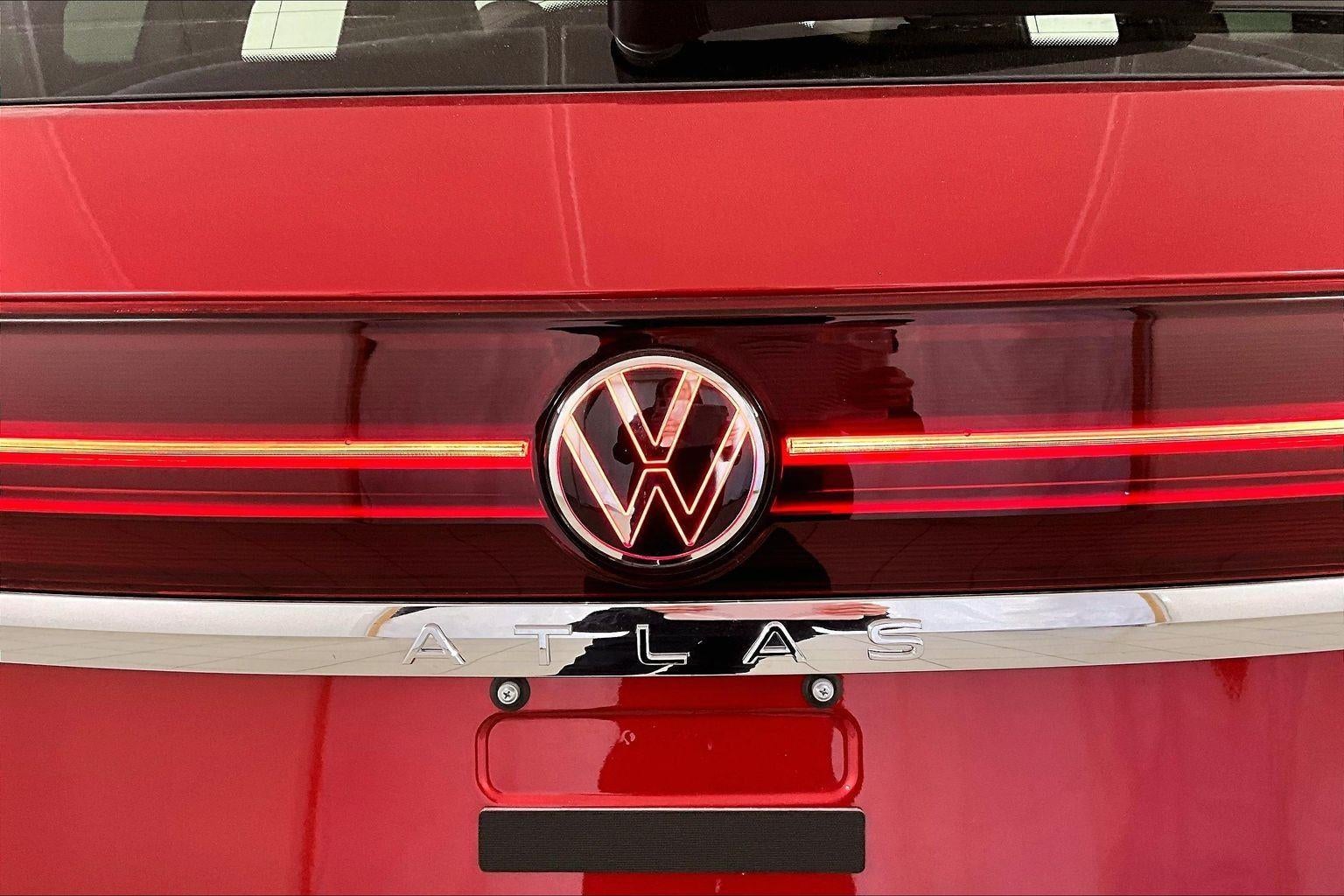 2024 Volkswagen Atlas 2.0T SE w/Technology