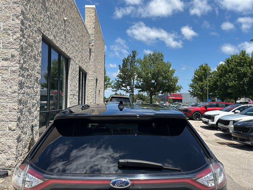 2016 Ford Edge Sport