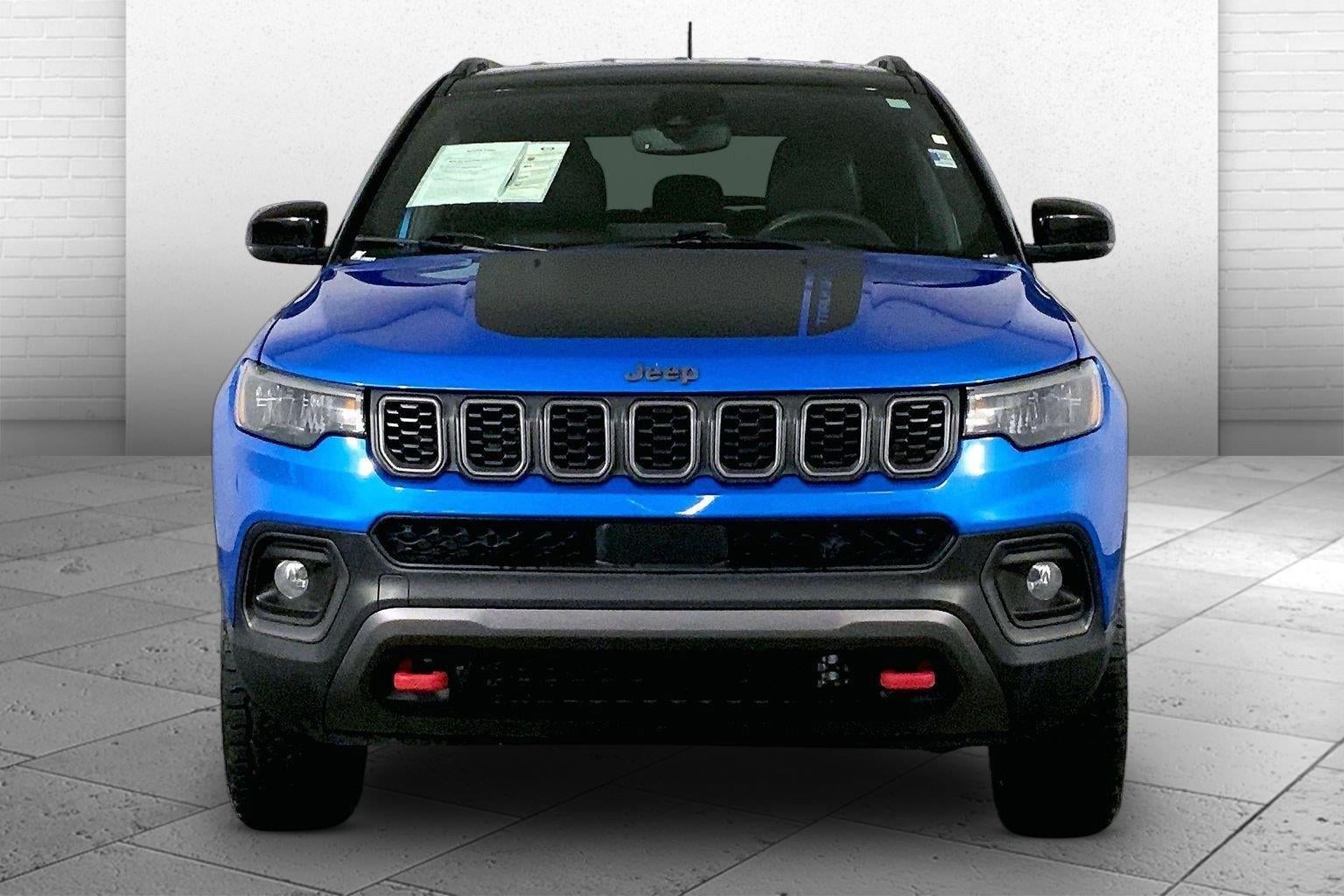 Used 2025 Jeep Compass Trailhawk with VIN 3C4NJDDN7ST521576 for sale in Kansas City