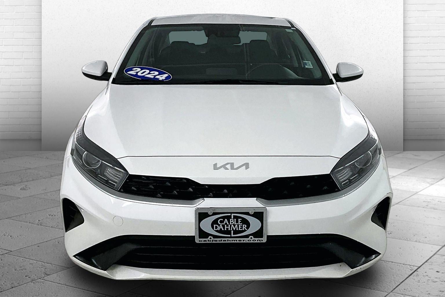 Used 2024 Kia Forte LXS with VIN 3KPF24AD3RE764832 for sale in Kansas City