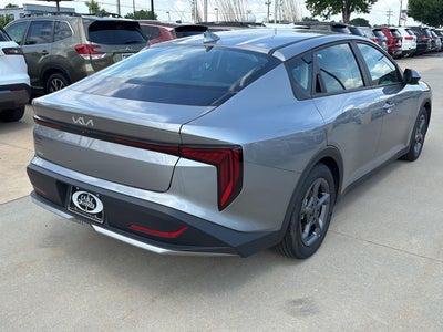 2025 Kia K4 LXS