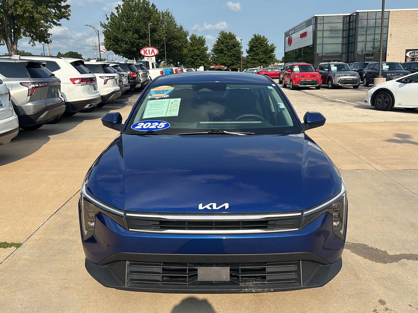 Used 2025 Kia K4 LXS with VIN 3KPFT4DE6SE033433 for sale in Kansas City