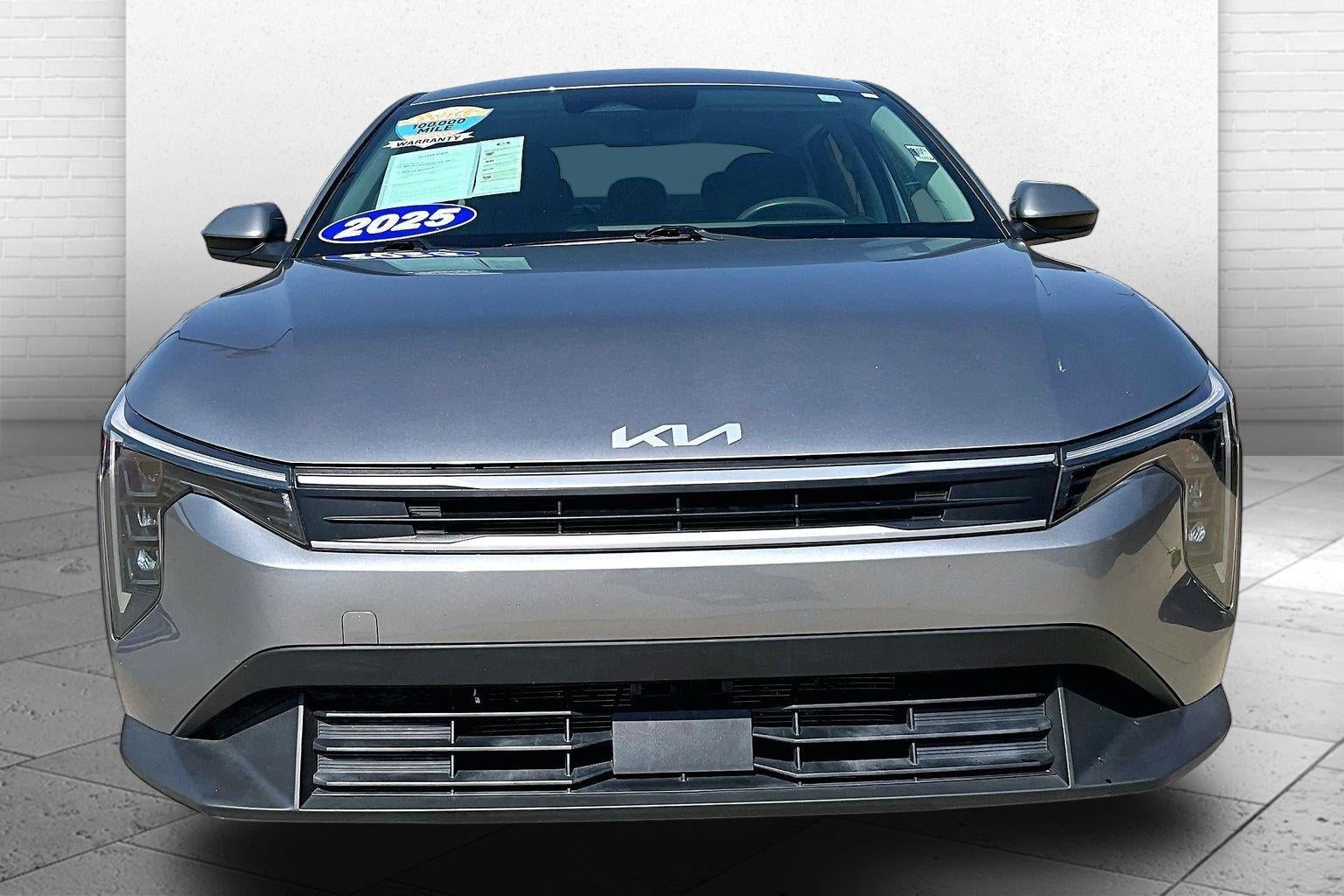 Used 2025 Kia K4 LXS with VIN 3KPFT4DE7SE075528 for sale in Kansas City