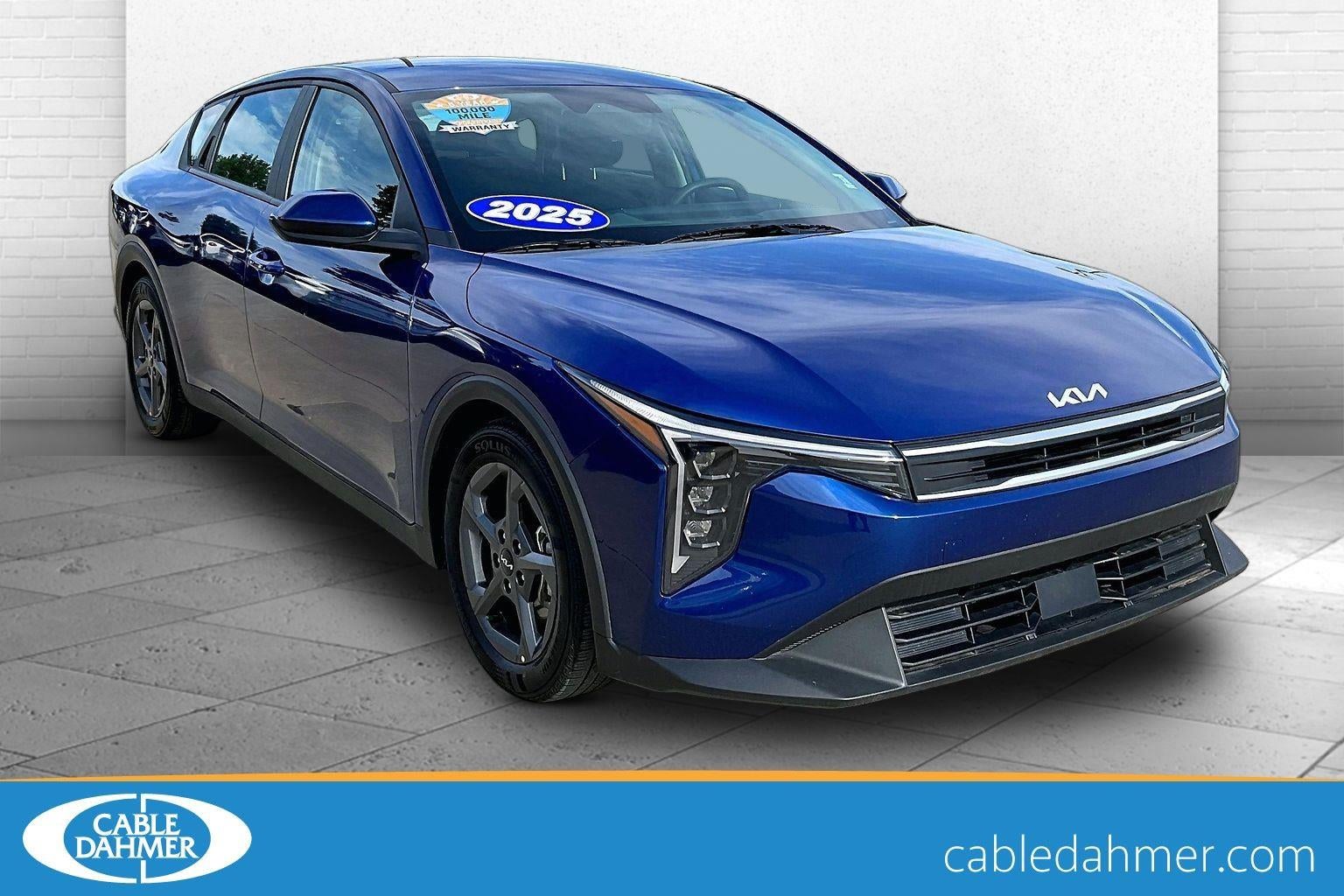 2025 Kia K4 LXS AT's photo