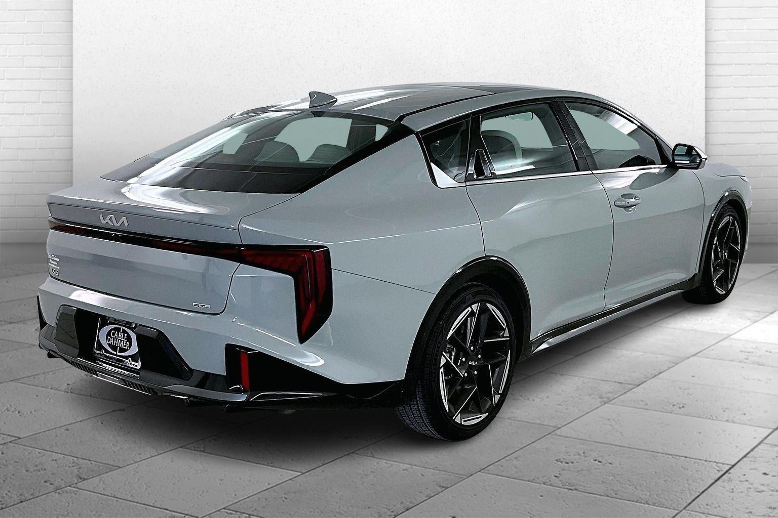 2025 Kia K4 GT-Line