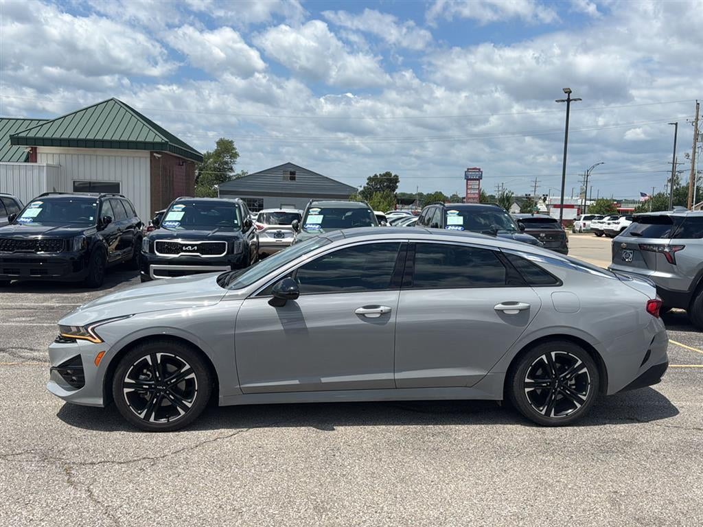 2024 Kia K5 GT-Line
