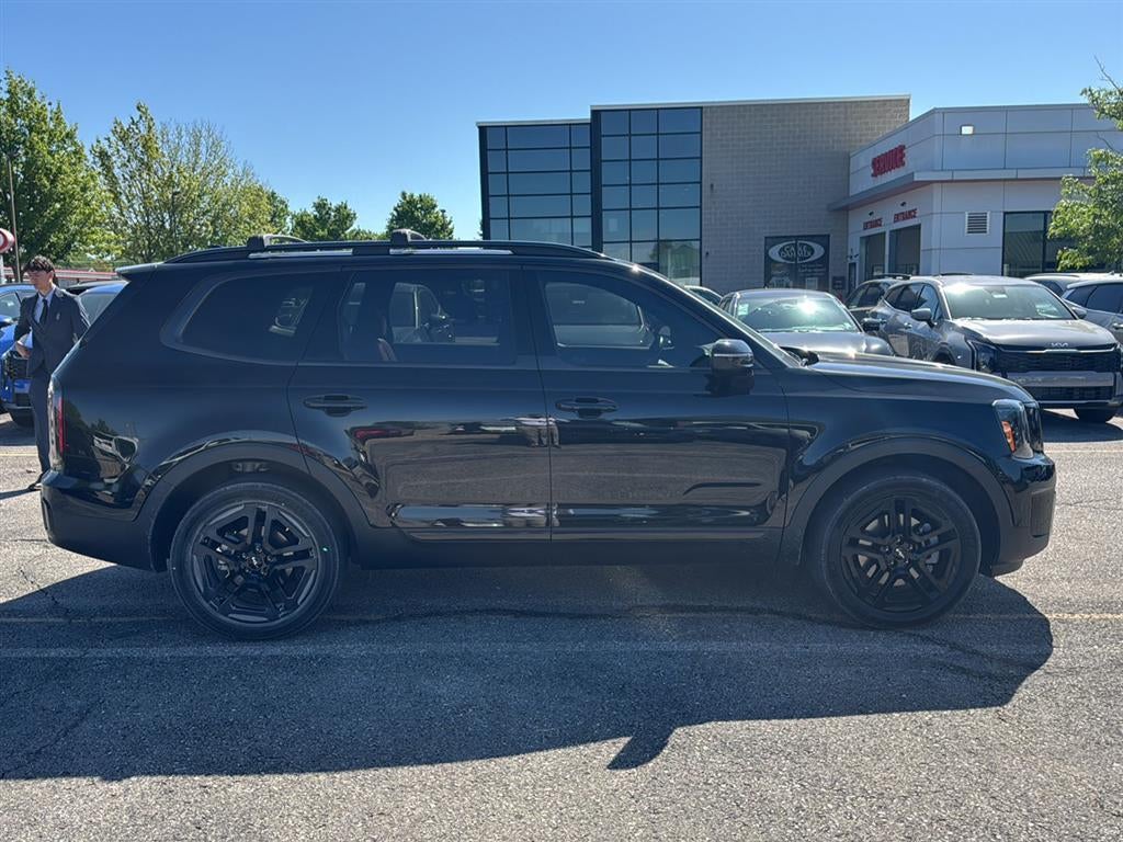 Used 2024 Kia Telluride EX X-Line with VIN 5XYP3DGC2RG428706 for sale in Kansas City