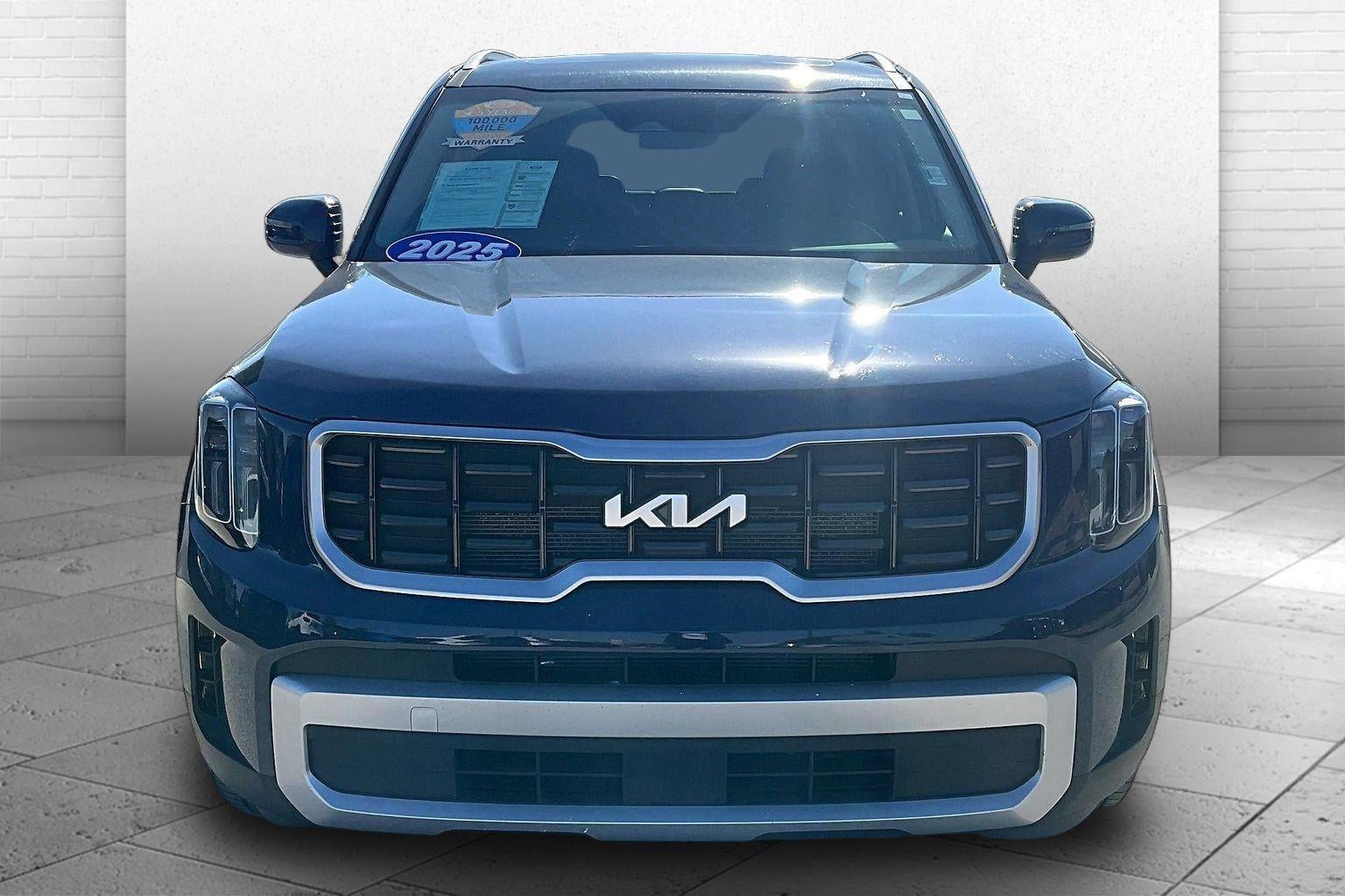 Used 2025 Kia Telluride S with VIN 5XYP6DGC2SG590591 for sale in Kansas City