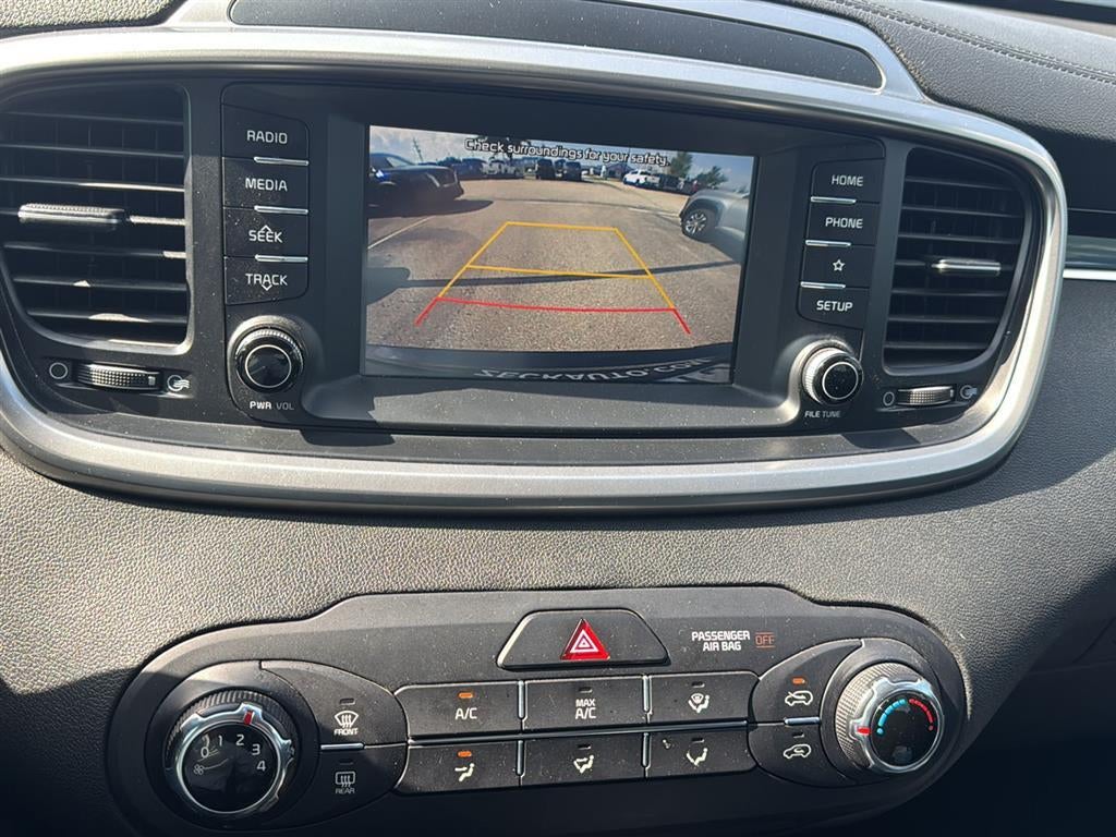 2020 Kia Sorento LX