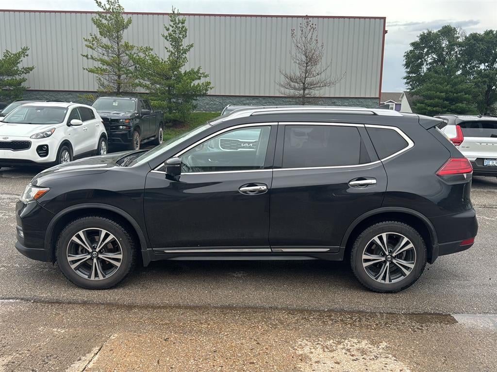 2017 Nissan Rogue SL AWD's photo