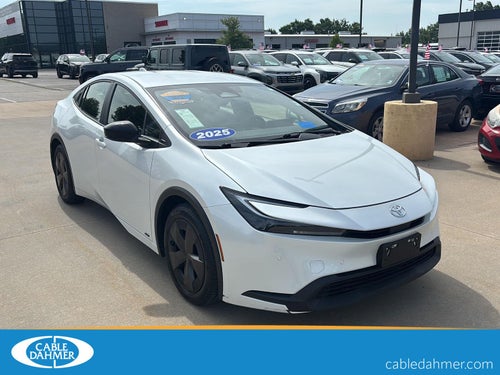 2025 Toyota Prius LE