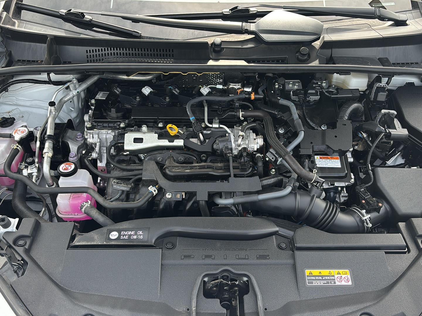 2025 Toyota Prius LE