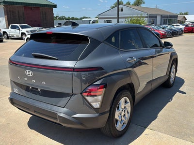 2025 Hyundai KONA SE
