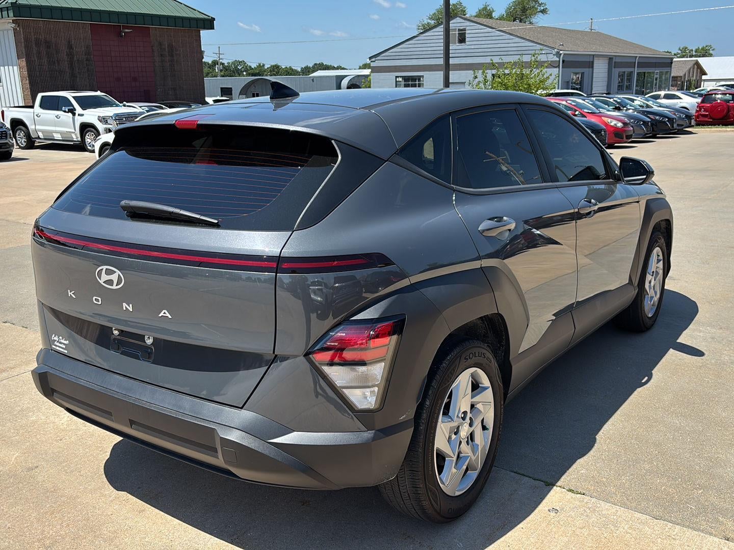 2025 Hyundai KONA SE