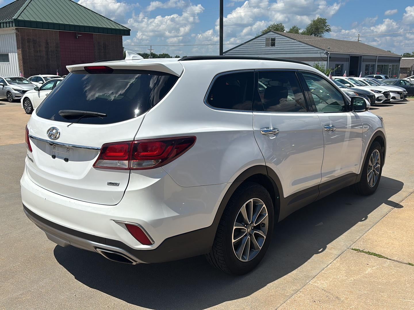 2017 Hyundai Santa Fe SE