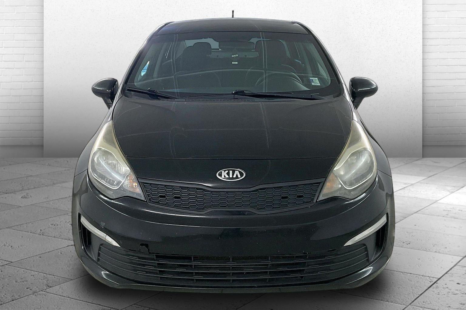 Used 2017 Kia Rio LX with VIN KNADM4A37H6035923 for sale in Kansas City