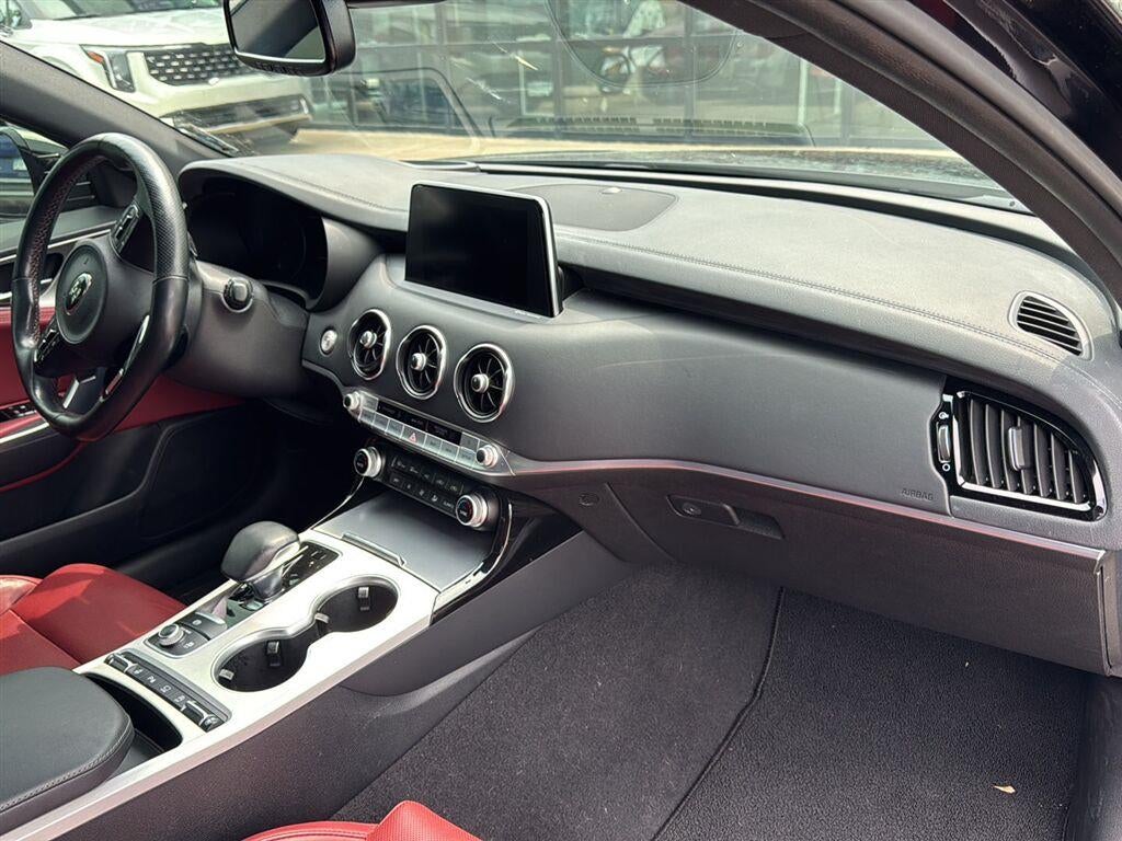 2019 Kia Stinger GT2