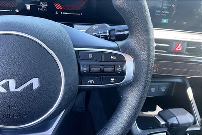 2025 Kia K5 LXS