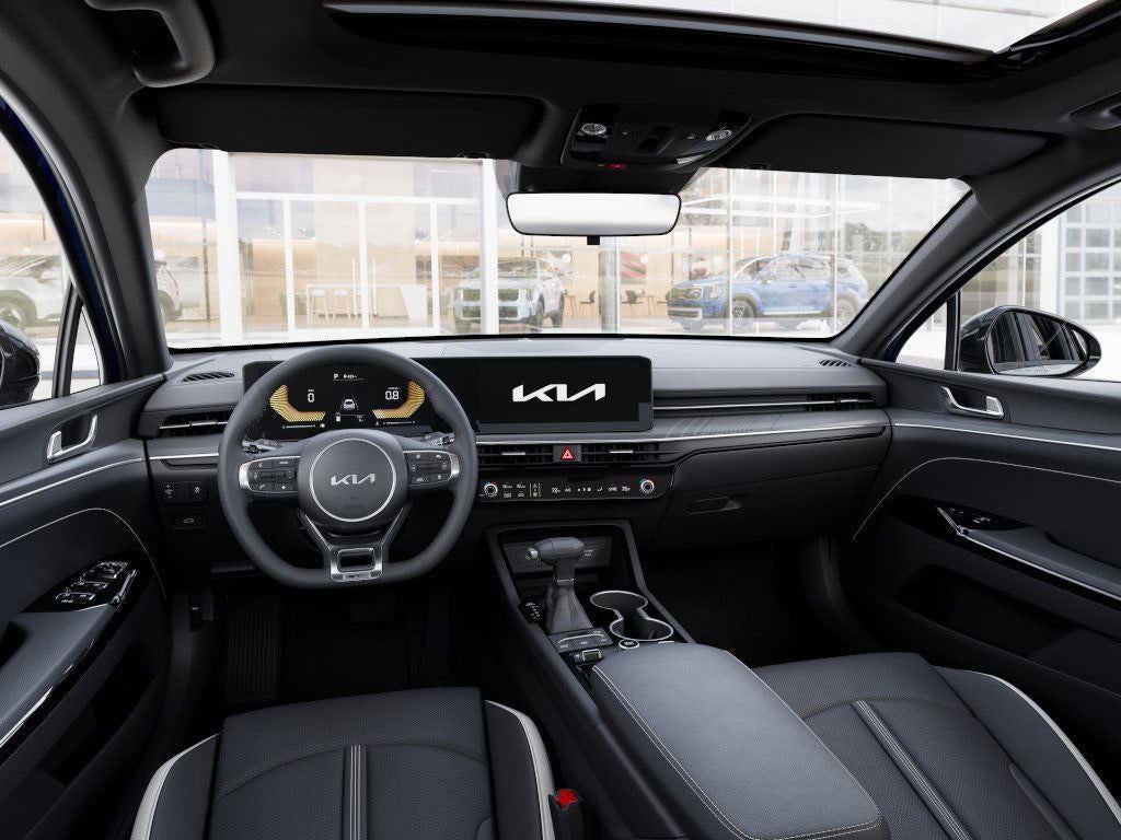 2026 Kia K5 Base