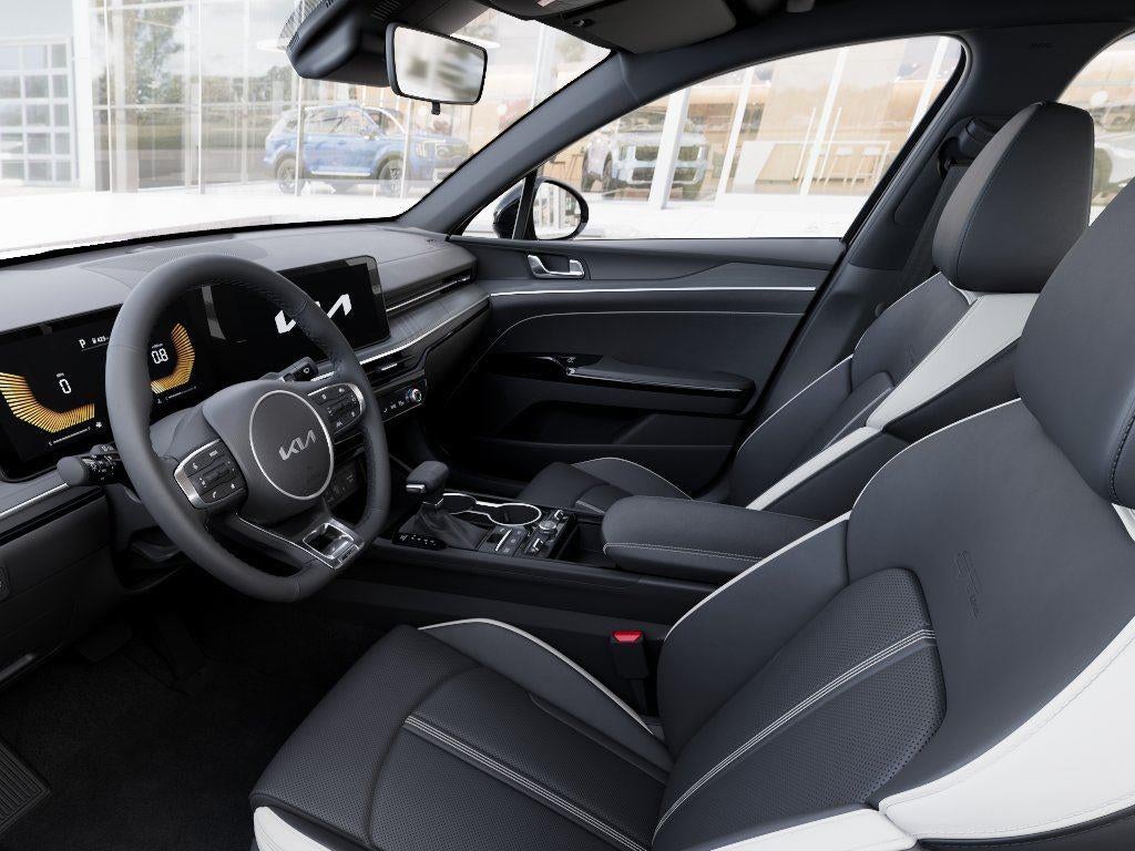 2026 Kia K5 Base