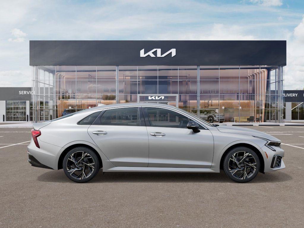 2026 Kia K5 Base
