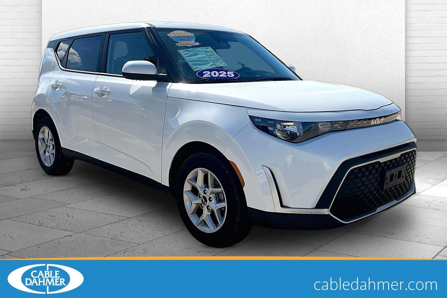 2025 Kia Soul 2.0L LX IVT's photo