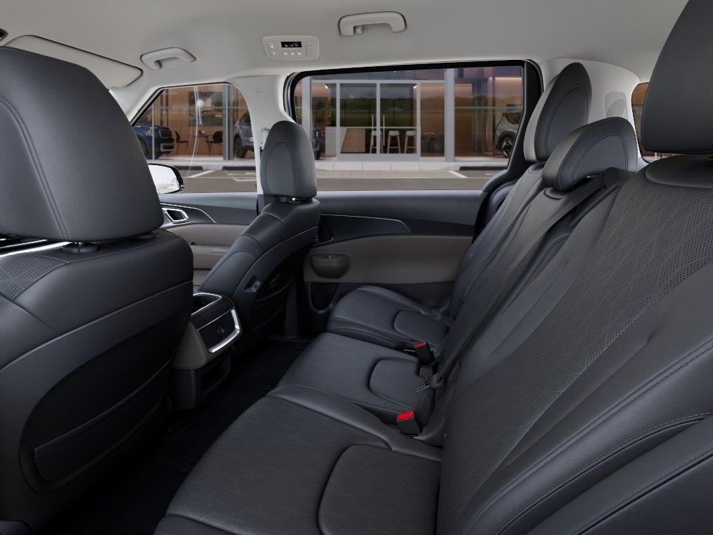 2027 Kia Carnival Hybrid LXS