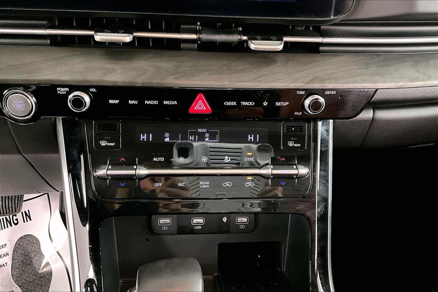 2024 Kia CARNIVAL SX