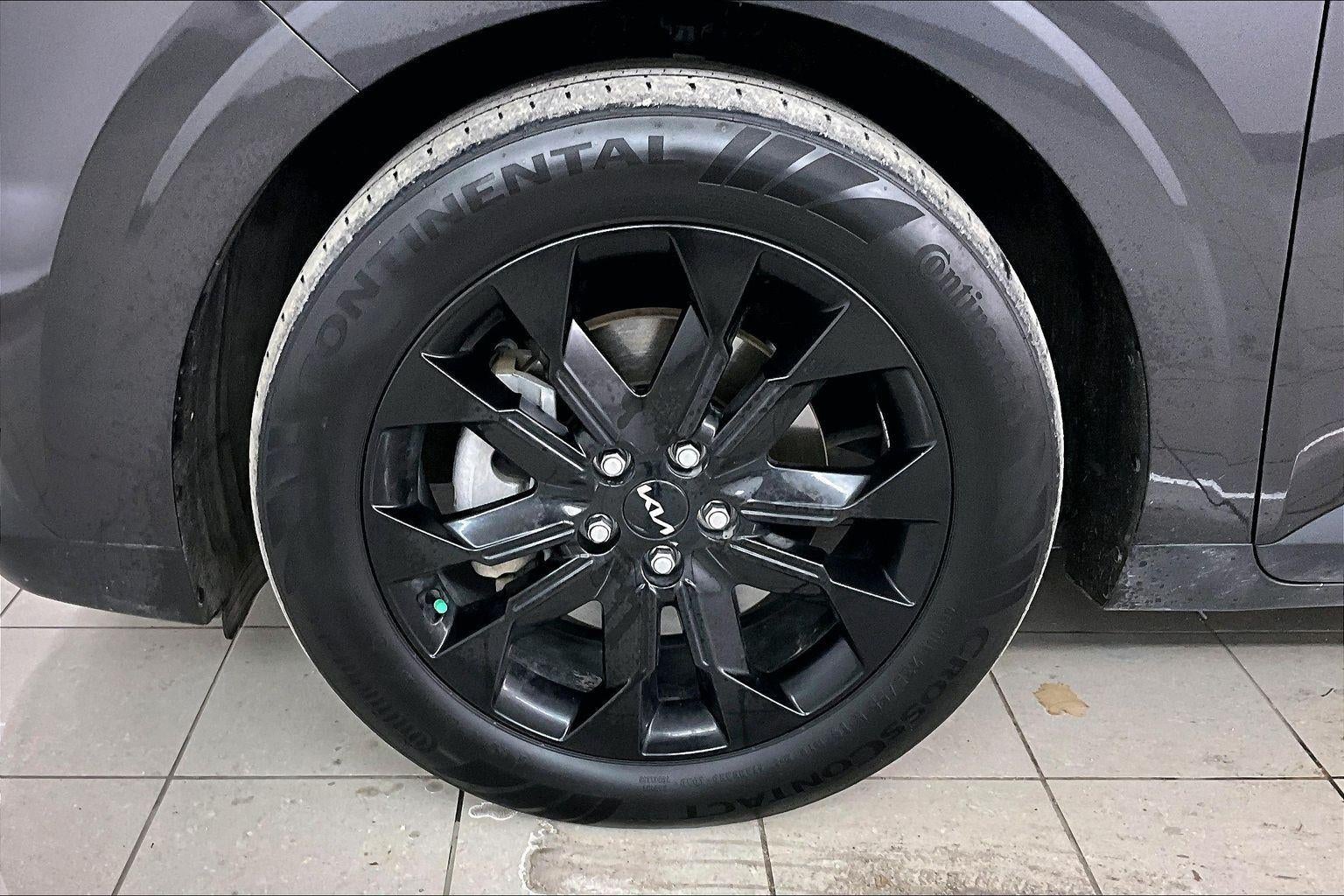 2024 Kia CARNIVAL SX