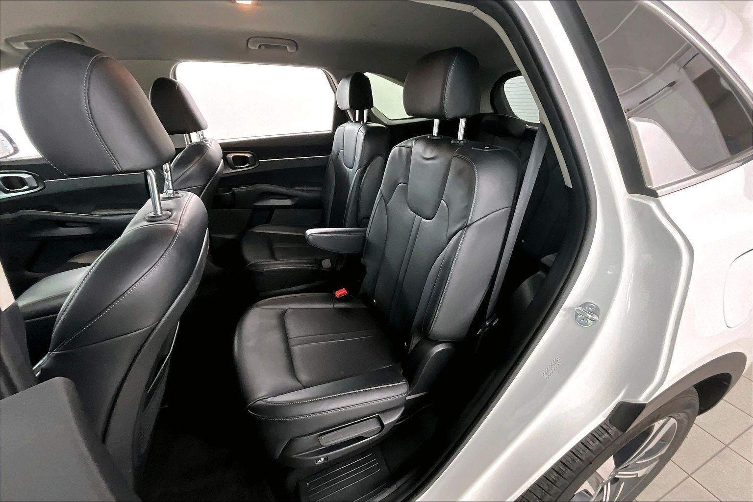 2023 Kia Sorento Hybrid EX