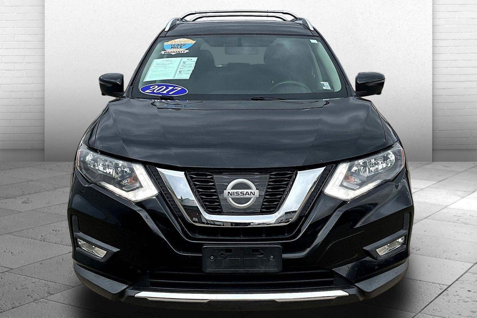 Used 2017 Nissan Rogue SV with VIN KNMAT2MT8HP593525 for sale in Kansas City