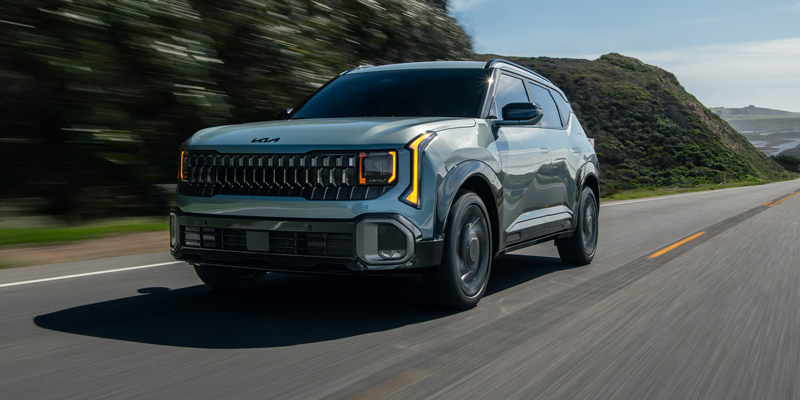 New Kia Seltos compact SUV for sale at Cable Dahmer Kia of Lawrence