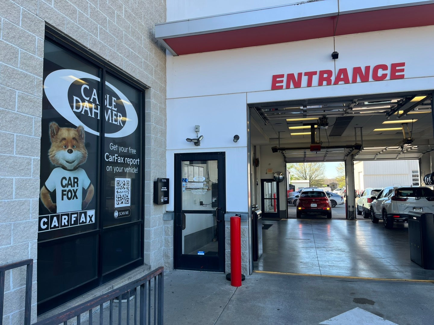 Service drive entrance at Cable Dahmer Kia of Lawrence