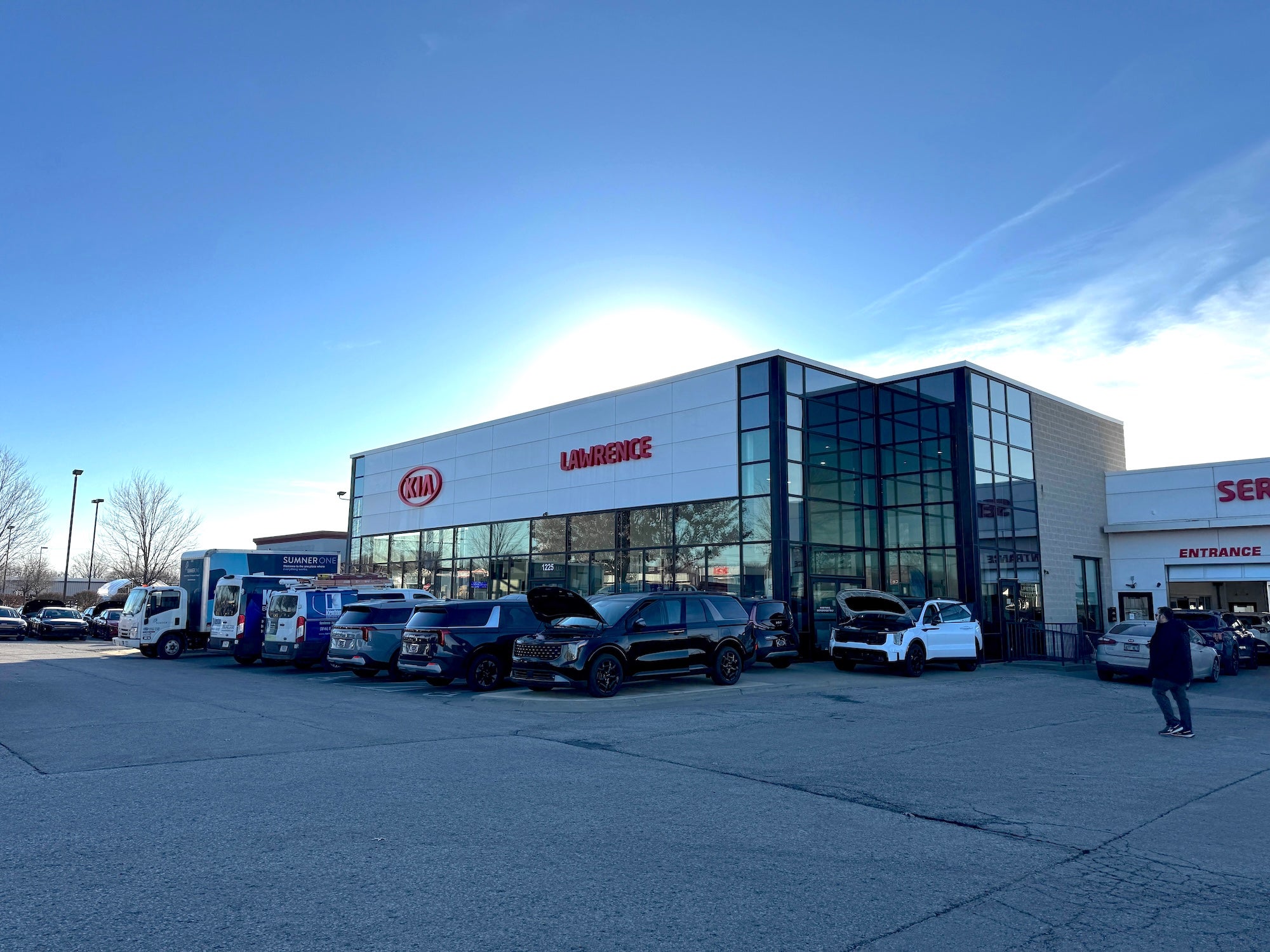 Cable Dahmer Kia of Lawrence dealership exterior
